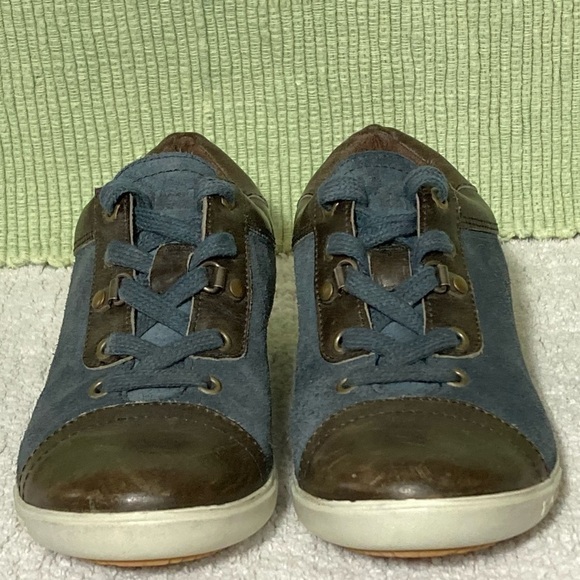 Timberland Earthkeepers Womens Blue/Brown Leather Lace Up Casual Shoes SZ US 8W - Picture 3 of 11